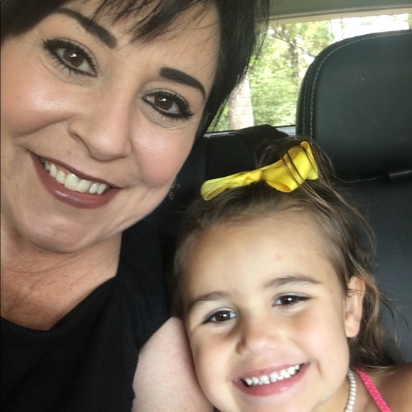 Meet your Posher, Dawn - Picture 1 of 1